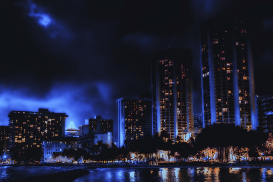 Waikiki Strip 2