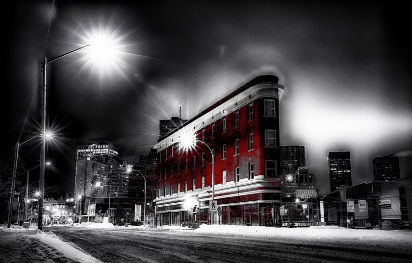 Jasper Avenue Apartment - Edmonton, Alberta 3