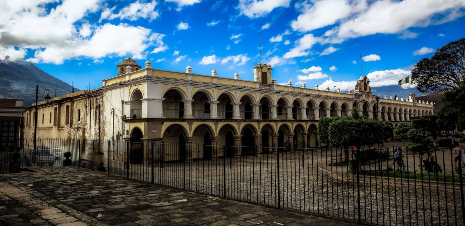Antigua - Central Square