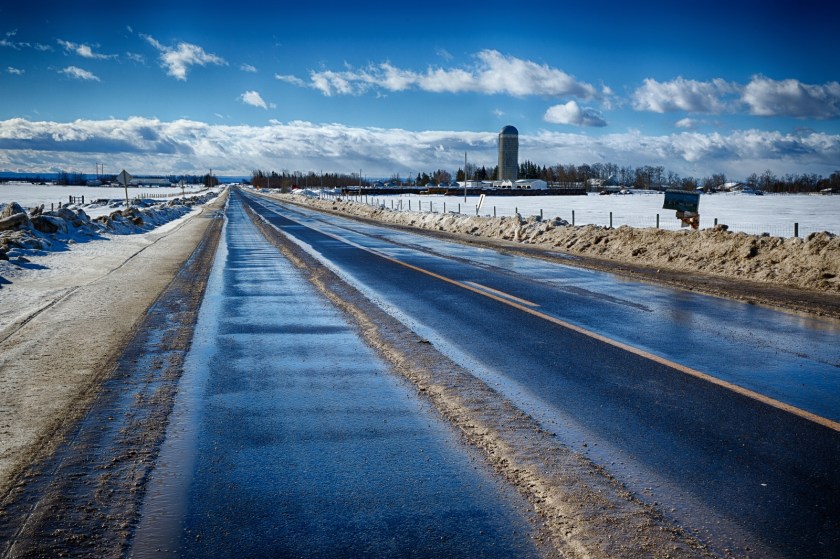 2 Farm Road - Beaverlodge, Alberta 