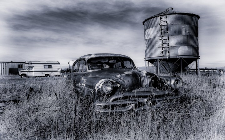 Pontiac Pathfinder - Manning, Ab - Canada ii