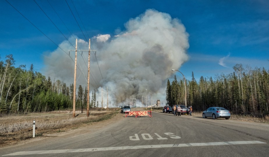 Wildfire - High Level, Ab - 4 May 2016 - 8