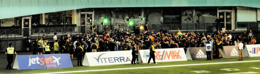 54-40 , Half-time, Edmonton Eskimos versus Alouettes 2