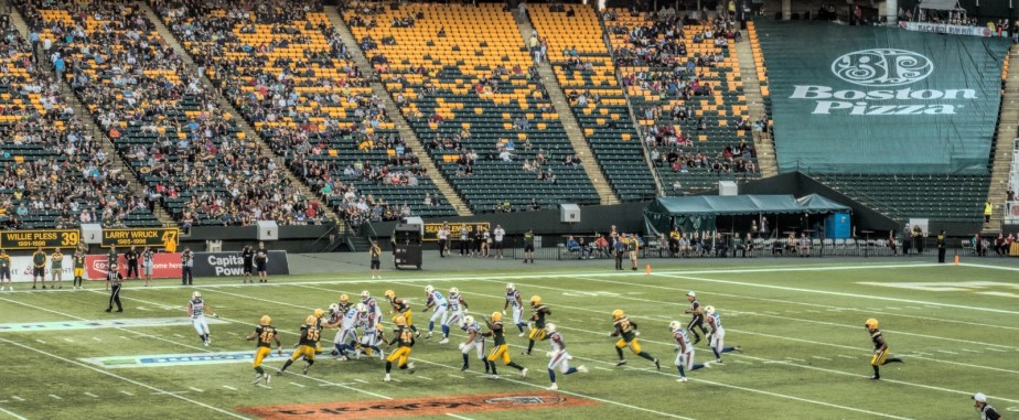Eskimos vs Alouettes - Edmonton, Ab Canada 2