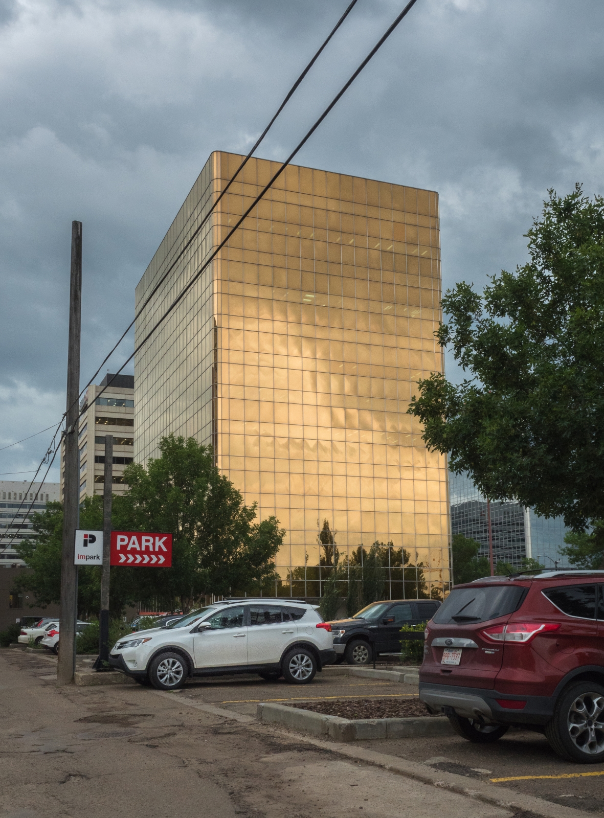 mirrored-building-edmonton-alberta-1