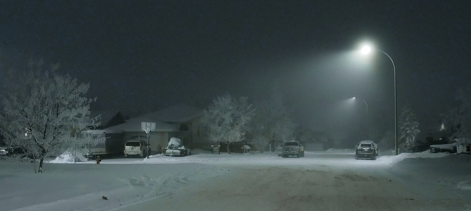 Glowing Lamp Post Light - High Level - 1