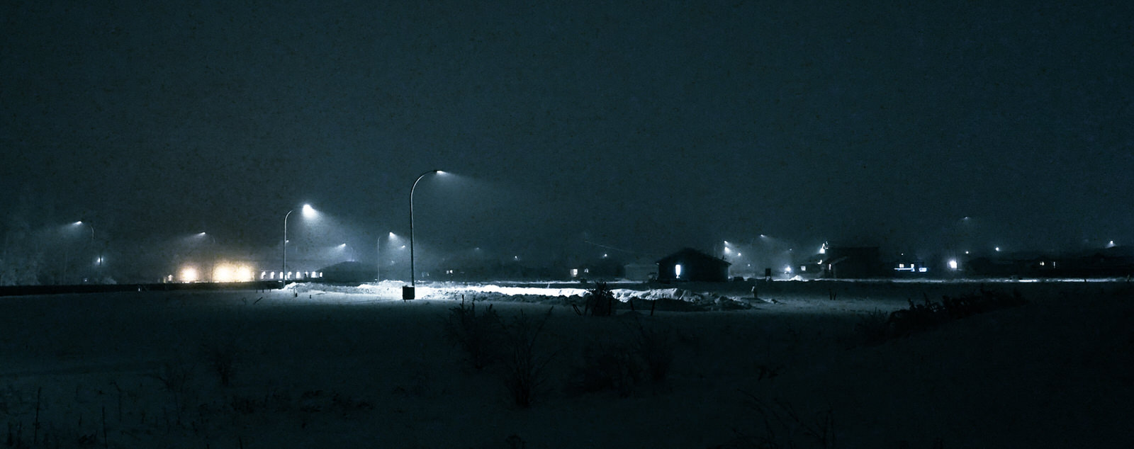 Glowing Lamp Post Light - High Level - 3