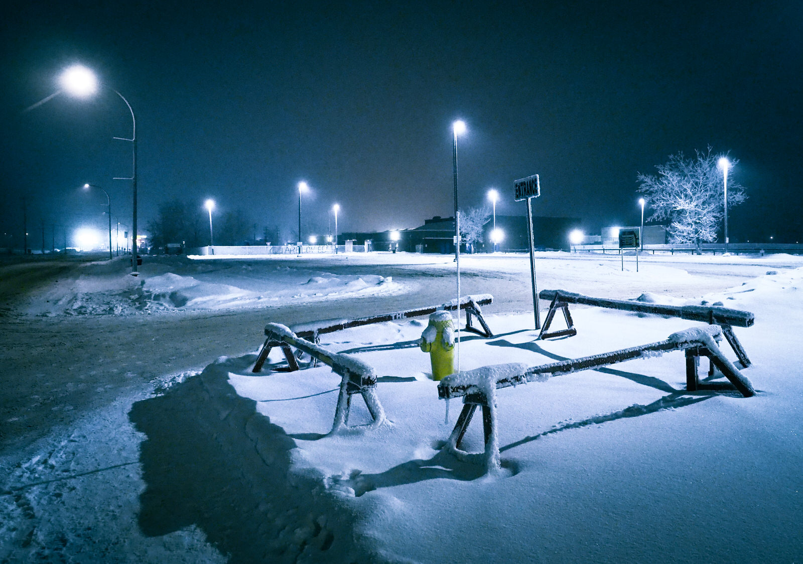 Glowing Lamp Post Light - High Level - 7